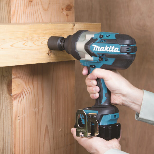 Makita DTW1002Z iskevä mutterinväännin LXT - Image 5